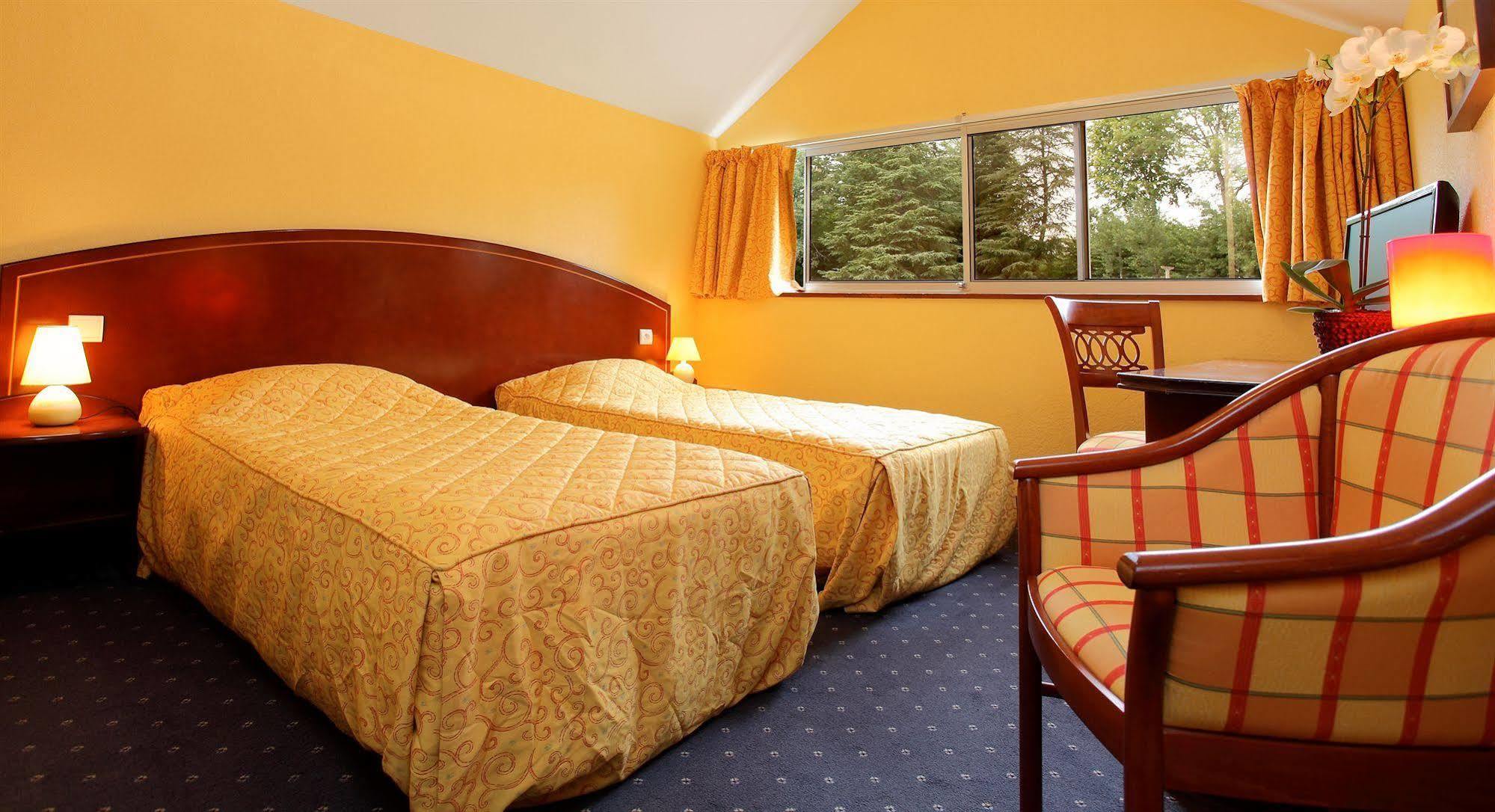 Hotel Le Clos Roussillon Pres De Sarlat Vitrac  Dış mekan fotoğraf
